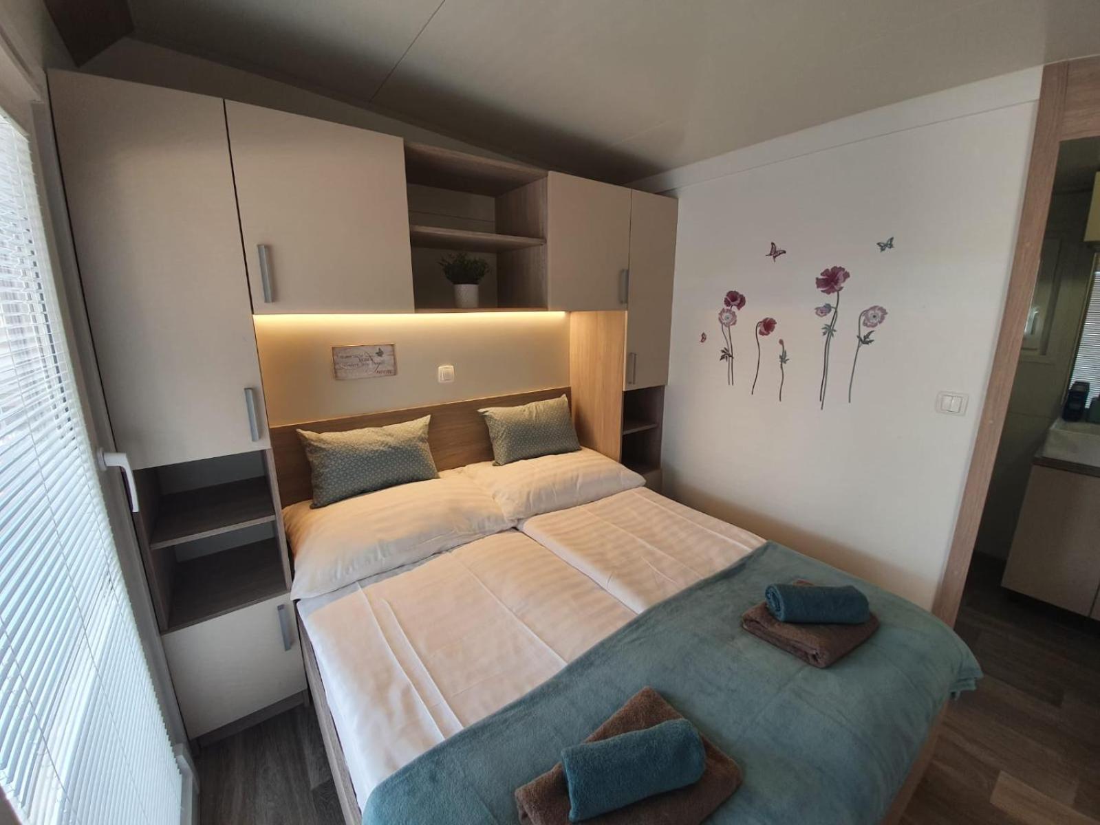 Mobile Home M&M Drage Quarto foto