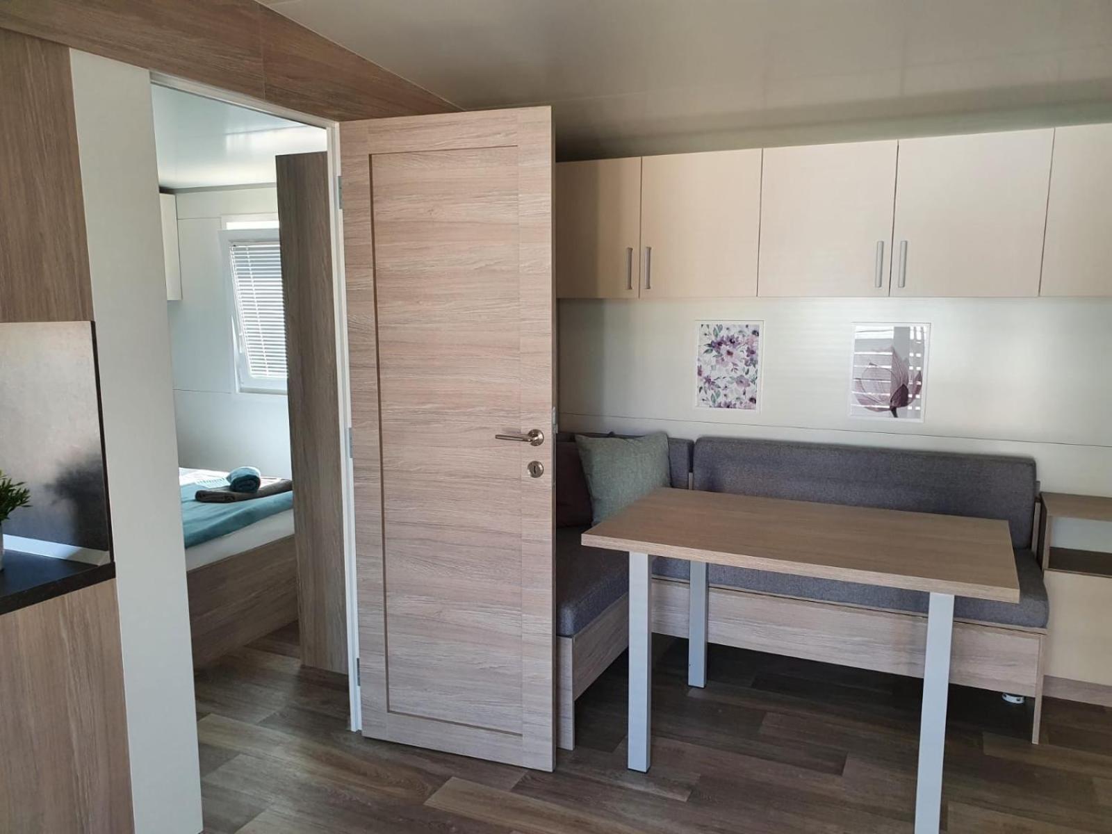 Mobile Home M&M Drage Quarto foto